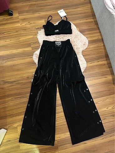 Bershka yandan düğmeli pantolon büstiyer takım - Görsel 5