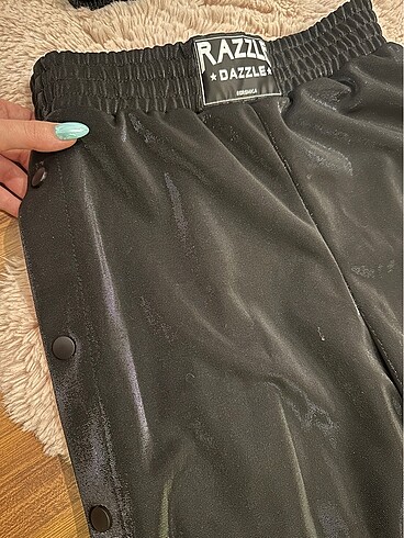 Bershka yandan düğmeli pantolon büstiyer takım - Görsel 9