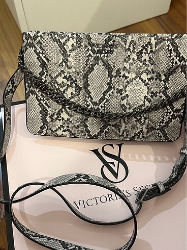 Victoria s Secret Victoria secret capraz askılı çanta