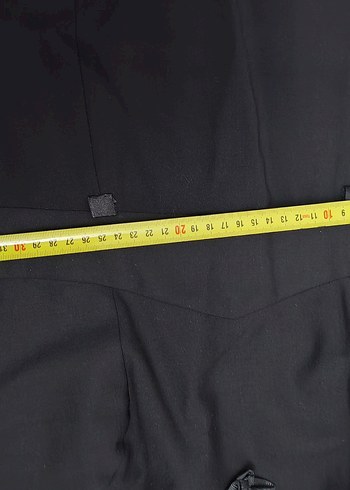 Siyah V Yakalı Kemerli Uzun Elbise - Görsel 6