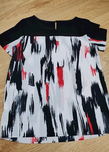 Kadın Çok Renkli Kısa Kollu Bluz - Görsel 4