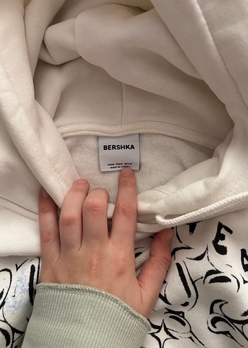 m Beden beyaz Renk Bershka Beyaz Oversize Sweatshirt