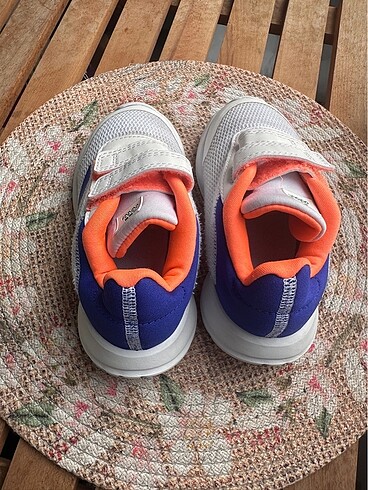 25 Beden beyaz Renk Adisas Orjinal unisex çocuk spor ayakkabı