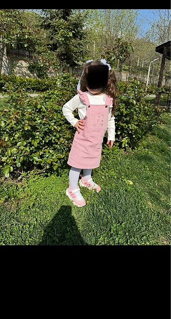 Yumuşak pembe kot elbise