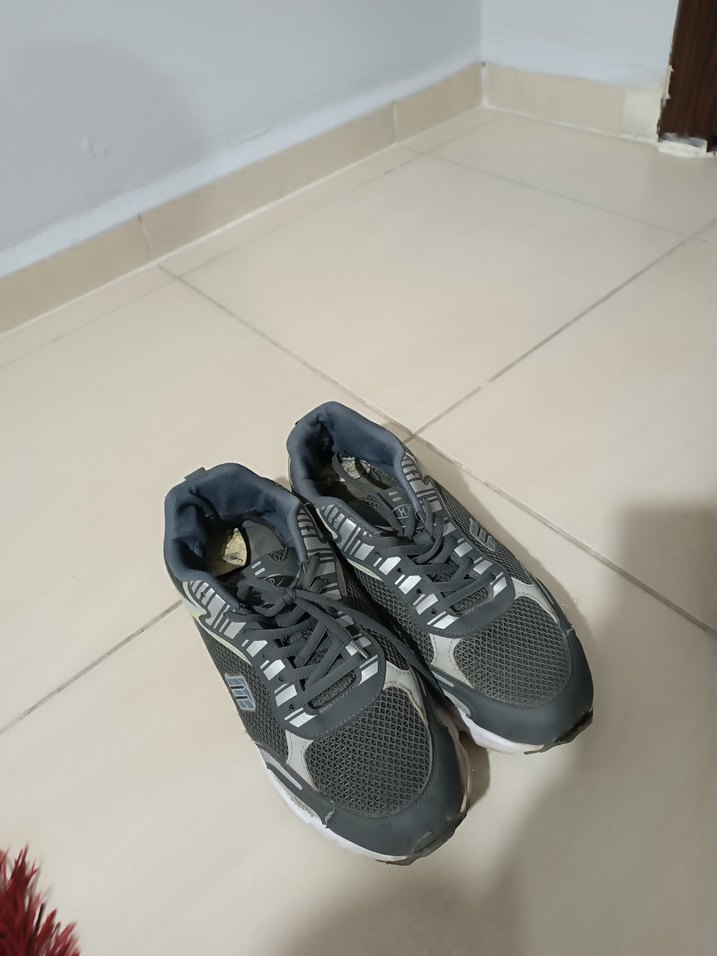 Gri Erkek Spor ve Koşu Ayakkabısı - Görsel 3