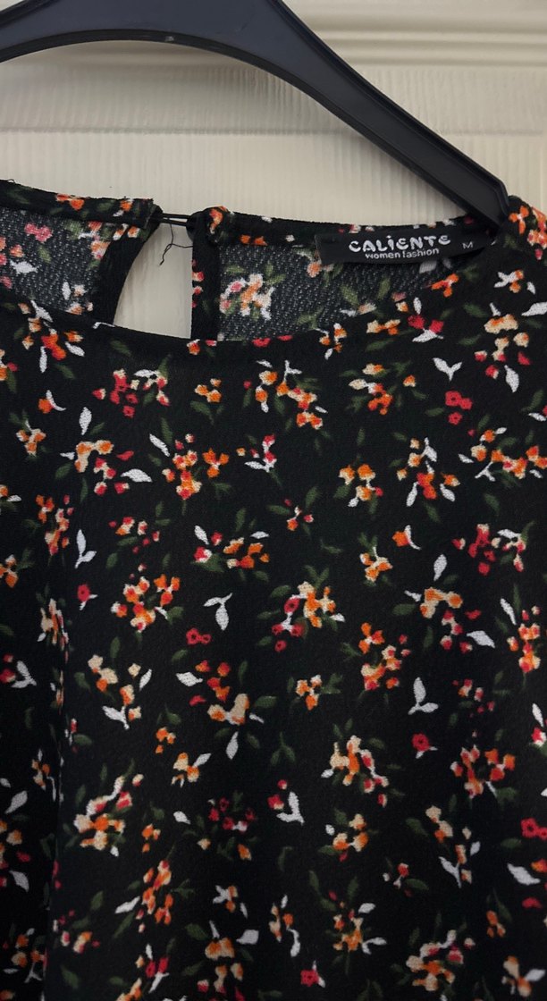 Çiçek Desenli V Yaka Uzun Kollu Bluz - Görsel 2