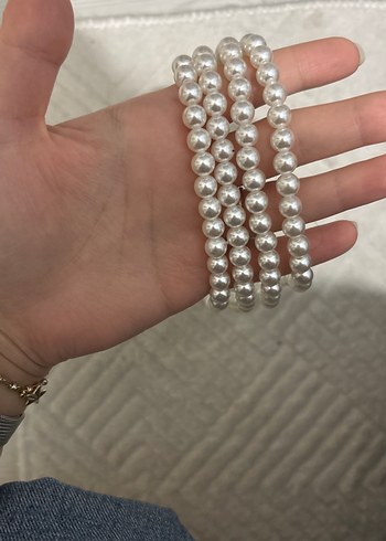 Beyaz Boncuklu Kadın kolye
