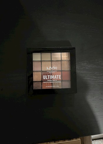 NYX NYX Ultimate Göz Farı Paleti - Koyu Bej Tonları