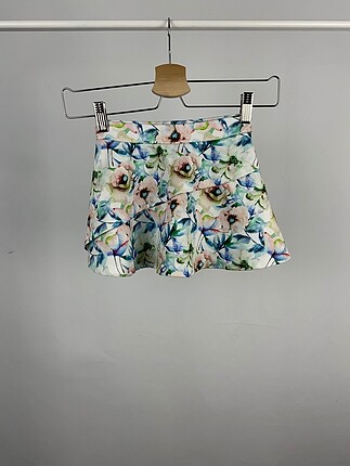 River Island Etek %70 İndirimli.