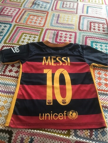 Adidas Messi forma