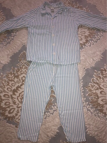 Kız bebek pijama takımı