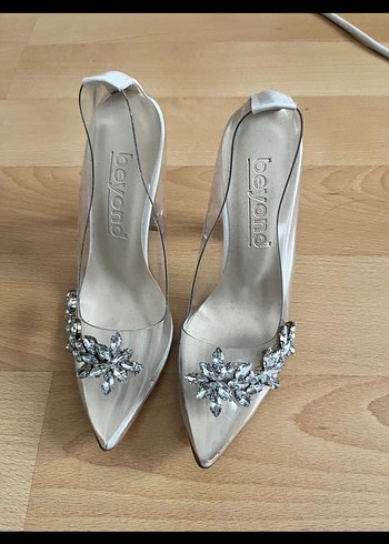 Beyaz Cam Stiletto Taşlı Kadın Abiye Ayakkabı - Görsel 2