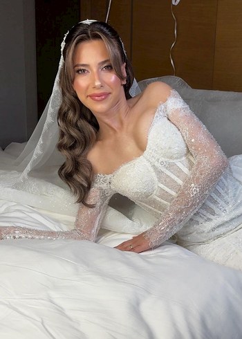 Dantel Detaylı Uzun Kollu Straplez Gelinlik - Görsel 2