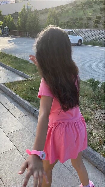 Diğer Kız çocuk elbise 6/7 yaş yay burcu baskılı