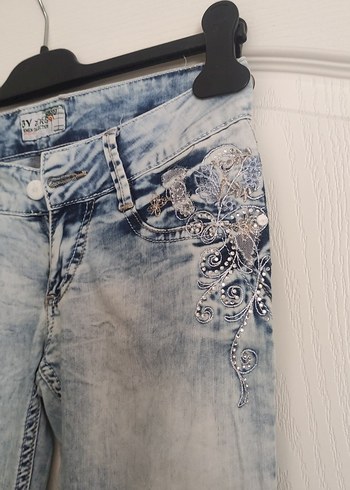 Desenli Kadın Kot Pantolon - Görsel 4