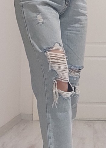 Yırtık Detaylı Mavi Kadın Jean Pantolon - Görsel 5