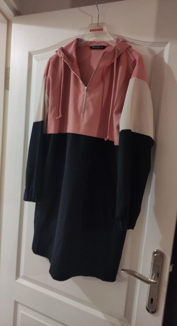 Kadın Pembe Siyah Yarım Fermuarlı Sweatshirt Elbise - Görsel 2