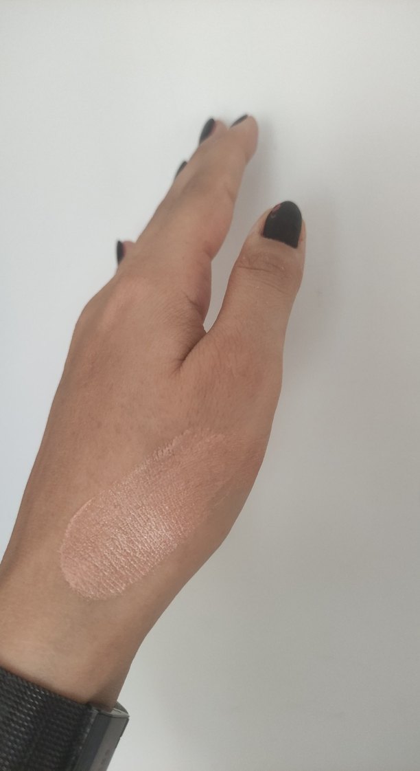 Maybelline Master Strobing Sıvı Aydınlatıcı - Görsel 5