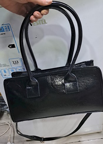 Siyah Parlak Yılan Desenli Deri Kadın Çanta - Görsel 2