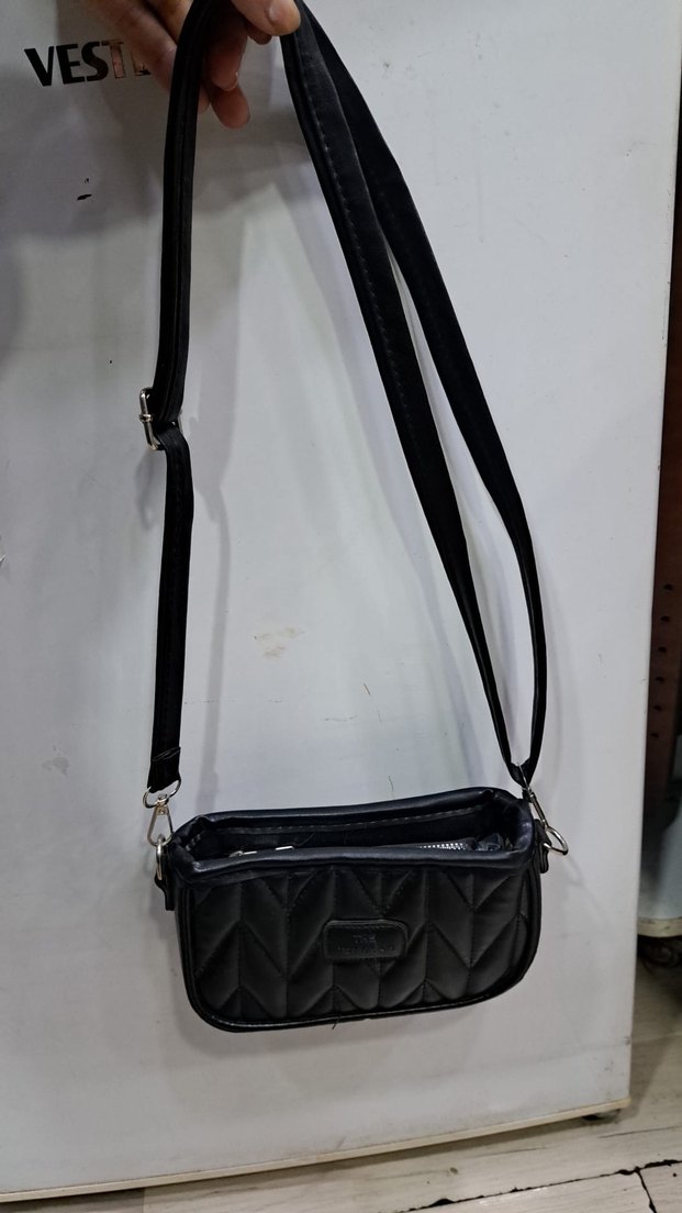 Siyah Deri Kadın Çanta - Görsel 3