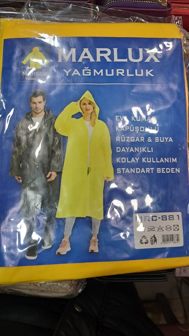 Kapüşonlu Transparan Yağmurluk - Görsel 4