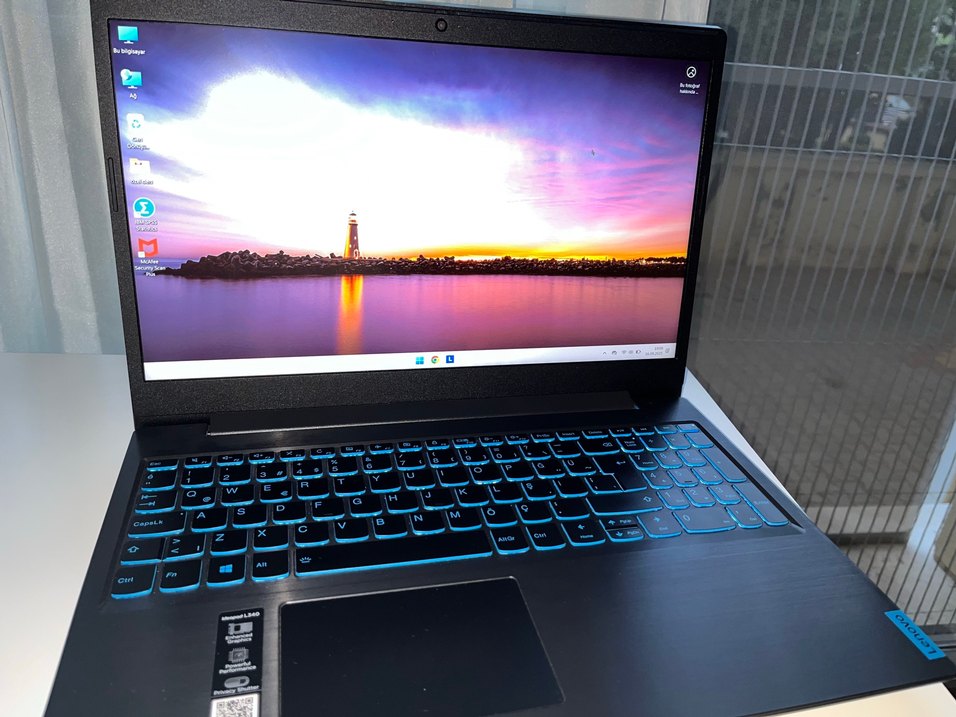 Lenovo L340 IdeaPad Notebook - Görsel 3