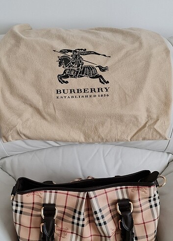  Beden çeşitli Renk BURBERRY