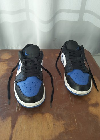 Nike Air Jordan 1 Low Alternate Royal Toe Black White 553558-140