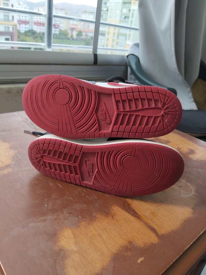 ORJİNAL AİR JORDAN 1MİD GYM RED BASKETBOL AYAKKABI 33 BUÇUK NO - Görsel 5