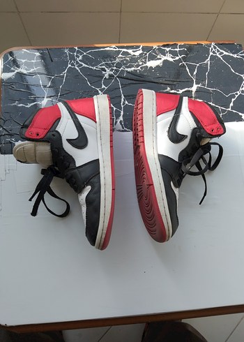 NİKE AİR JORDAN 1 RETRO HİGH SATİN BLACK BASKETBOL AYAKKABI - Görsel 3