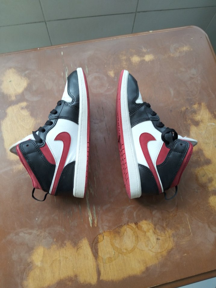 NİKE AİR JORDAN Basketbol Ayakkabısı 33 Buçuk numara - Görsel 3