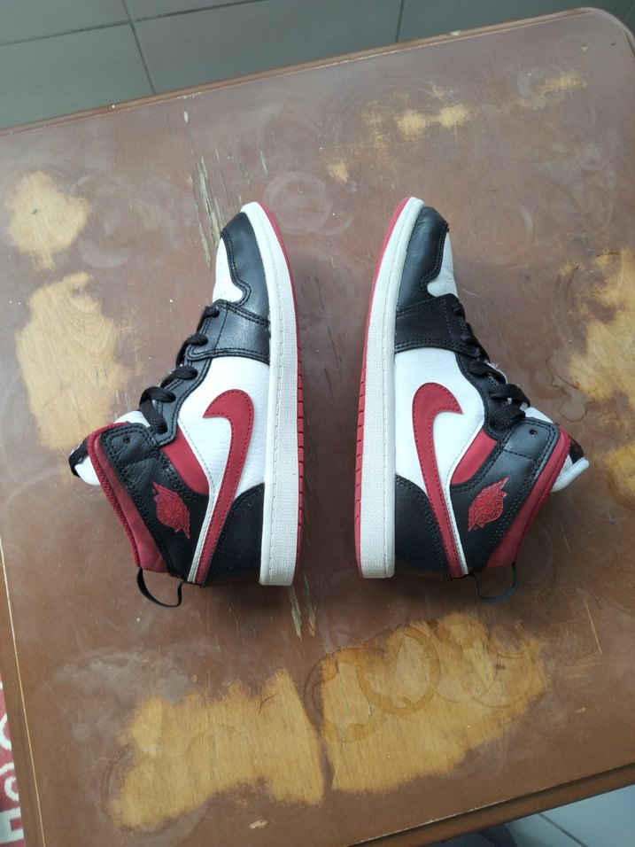 NİKE AİR JORDAN Basketbol Ayakkabısı 33 Buçuk numara - Görsel 2