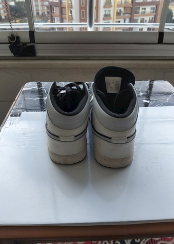 AİR JORDAN 1 MİD WHİTE SHADOW BASKETBOL AYAKKABISI - Görsel 2