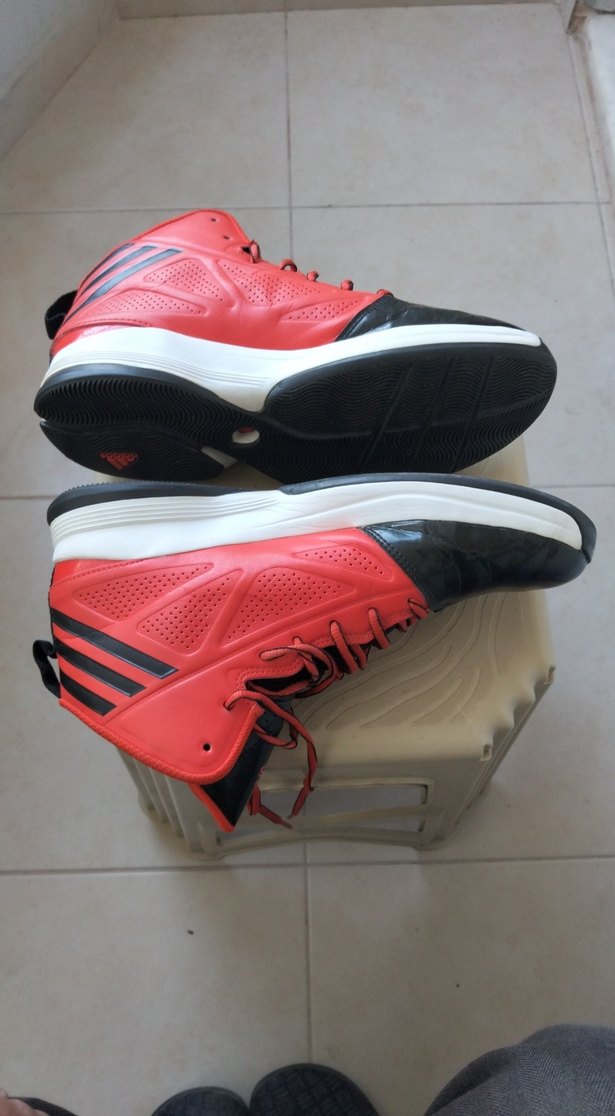 Adidas Kırmızı-Siyah Basketbol Ayakkabısı — görsel 7/10