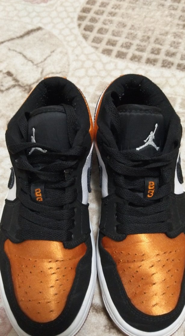 Nike Jordan 1 Low Satın Siyah-Beyaz Turuncu Sneaker — görsel 6/11