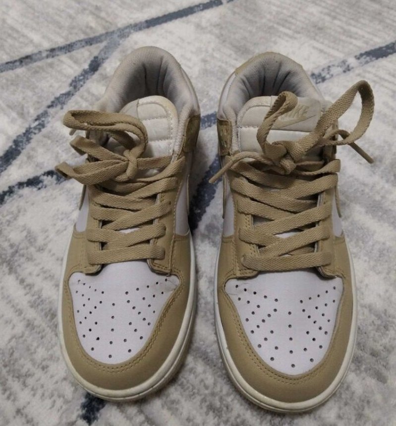 Nike Bej-Beyaz Düşük Bilekli Sneaker — görsel 2/10
