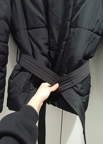 Kemerli Siyah Midi Kadın Kış Montu BOYNERDEN alındı - Görsel 3