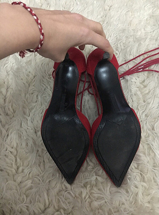 38 Beden Kırmızı süet ayakkabı