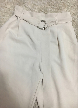 Zara Yepyeni havuç pantolon krem rengi