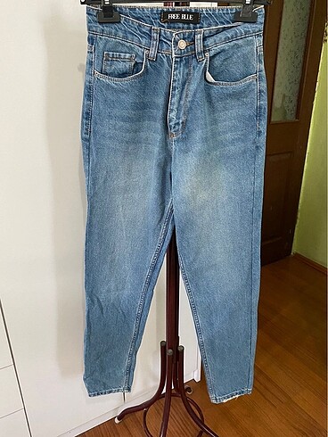 Yüksek bel mavi mom jean