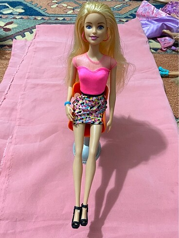 Barbie Barbie Gökkuşağı Saçlar