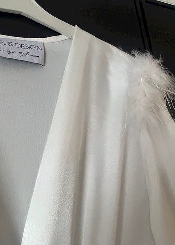 Uzun Beyaz V Yakalı Lohusa Sabahlığı - Görsel 4