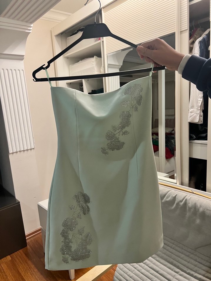 Zara taşlı mini elbise - Görsel 4