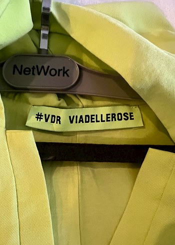 Neon Sarı Drapeli Uzun Kollu V Yaka Elbise - Görsel 5