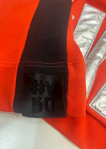 Kapüşonlu Kadın crop Sweatshirt - Görsel 3