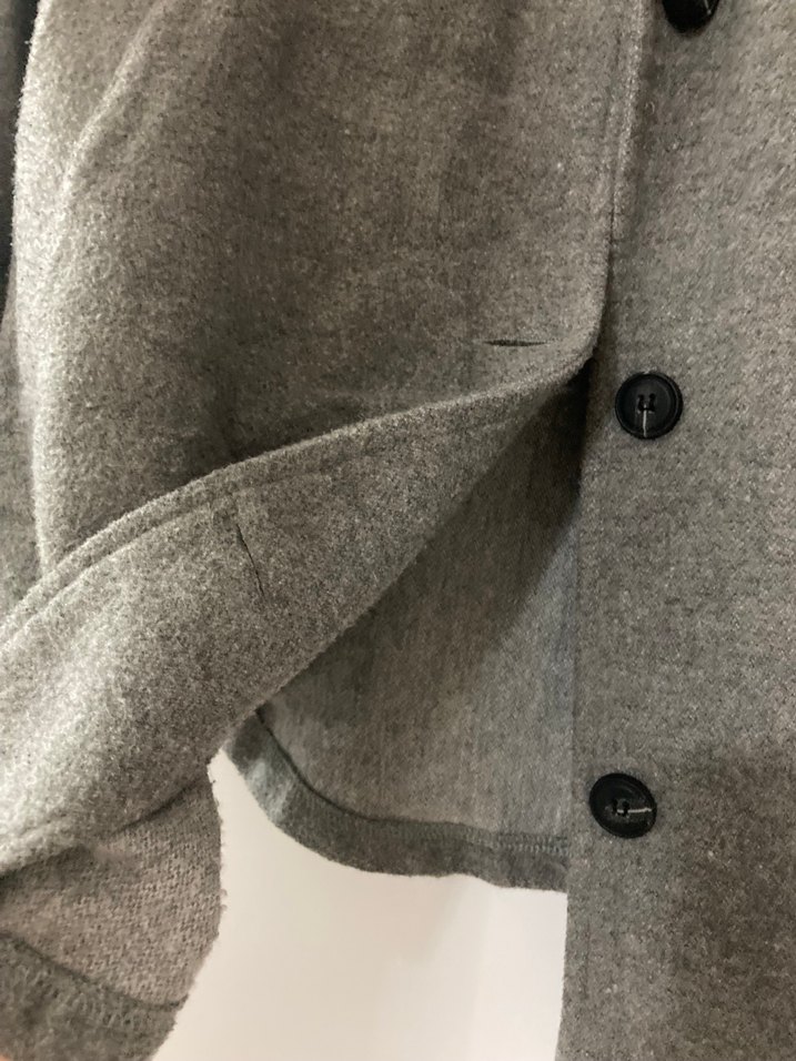 Gri Düğmeli Kadın Kaban - Görsel 2