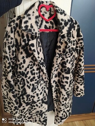Leopar desenli mont