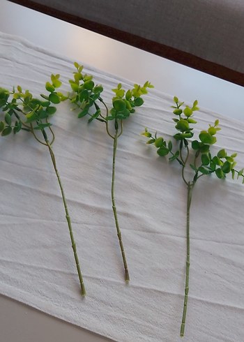 Yeşil Dekoratif Yapay Bitki Dalı