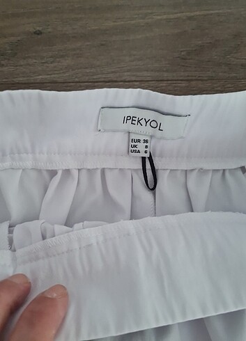s Beden İpekyol Beyaz Etek