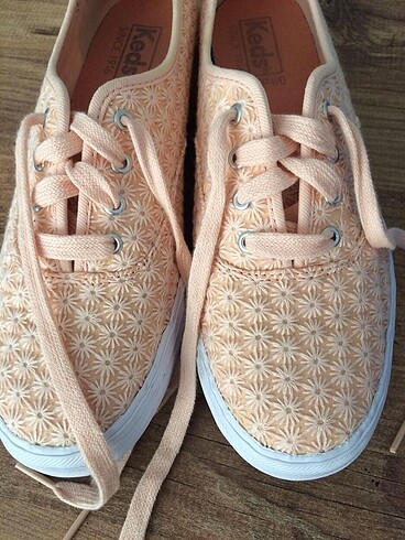 Keds ayakkabı